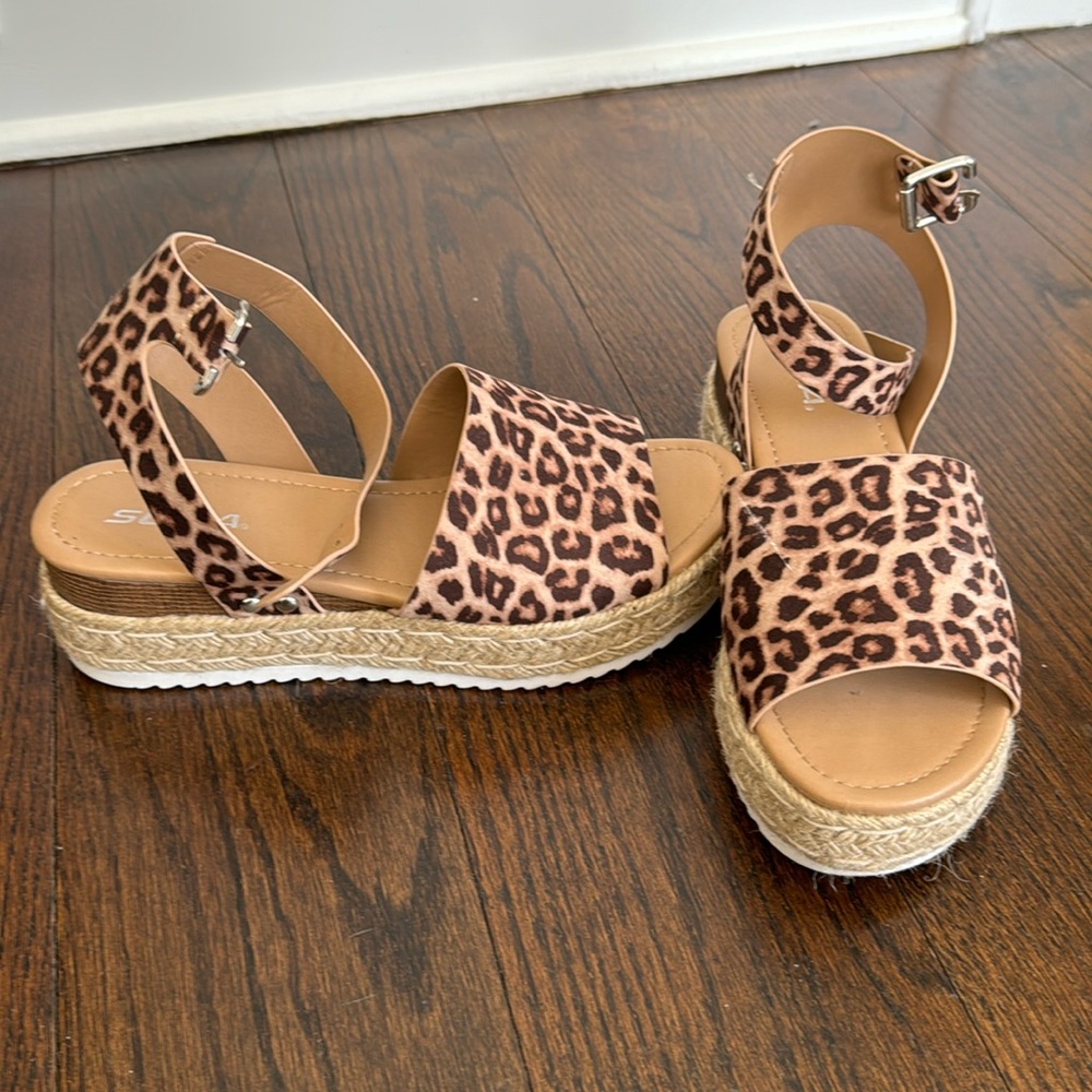 Leopard print espadrille sandals